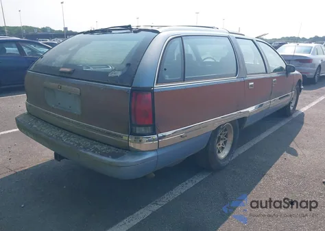 1992 Buick Roadmaster Estate z USA, uszkodzony, nr VIN 1G4BR8371NW404852